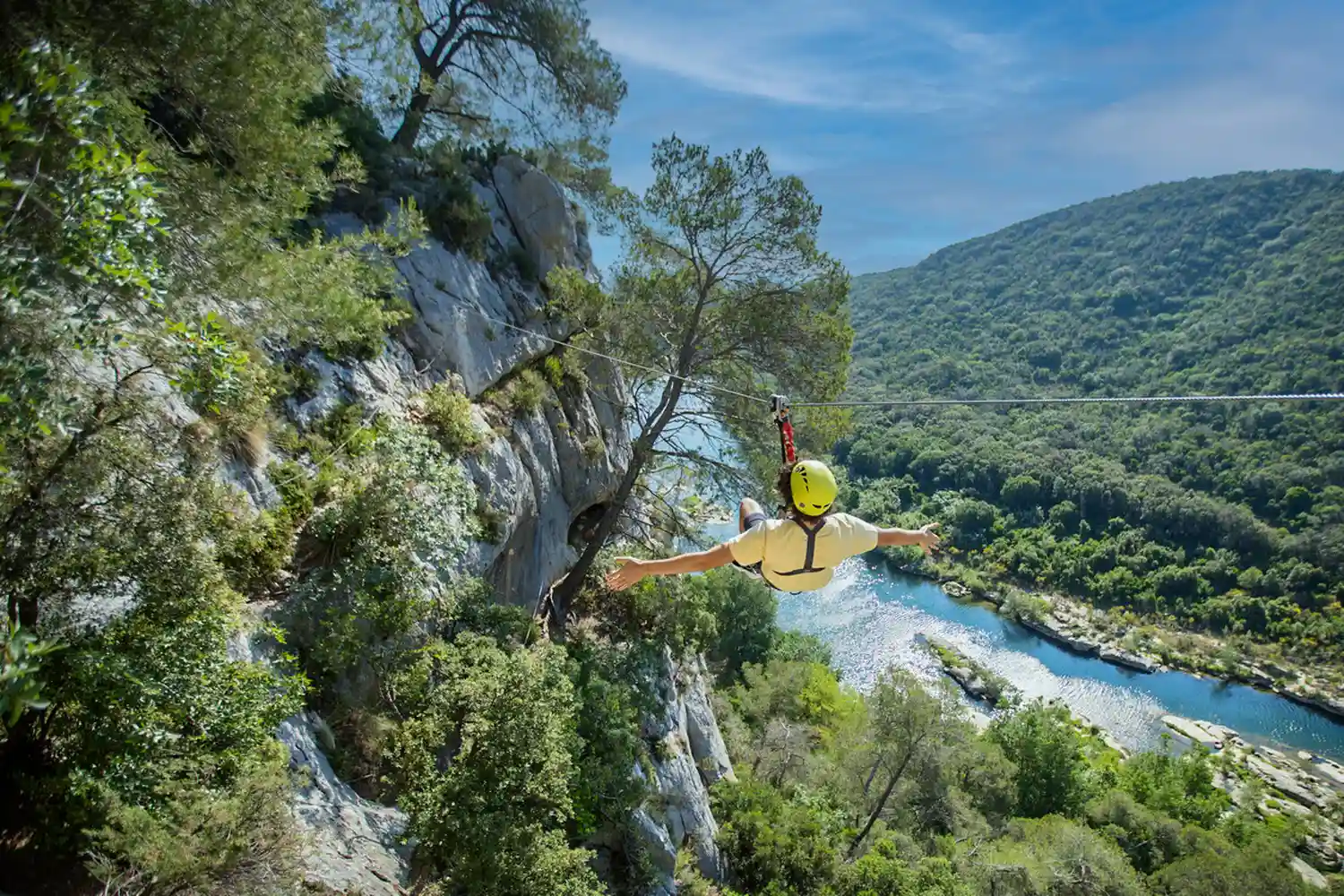 Gard 11110 Vía ferrata, Tirolina, Collias Copyright DPUPG Guillaume ESTEVE Le Labo Uzes BD
